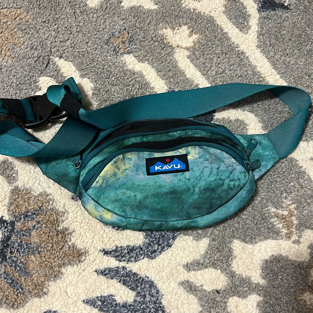 Kavu teal color Fanny pack - Picture 2 of 6